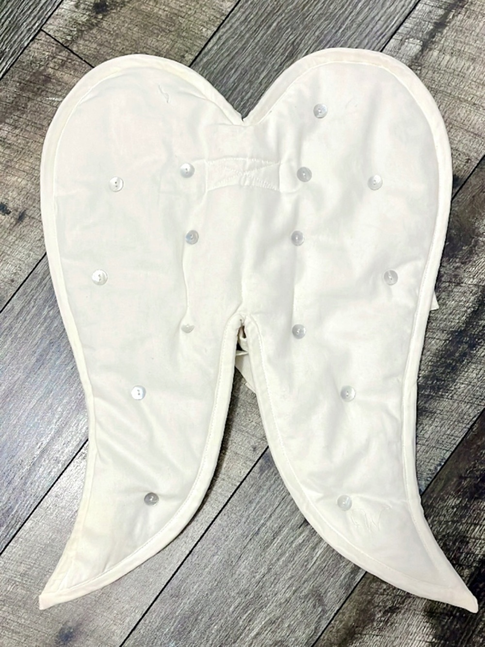 Well Dressed Wolf cloth wings size small